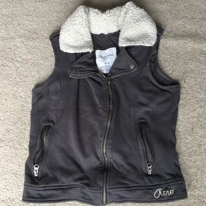 Aeropostale Gray Sweater Vest
